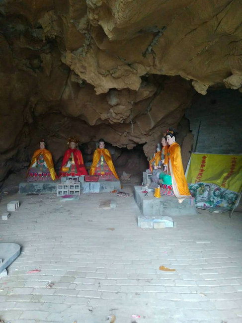 961811665.jpg